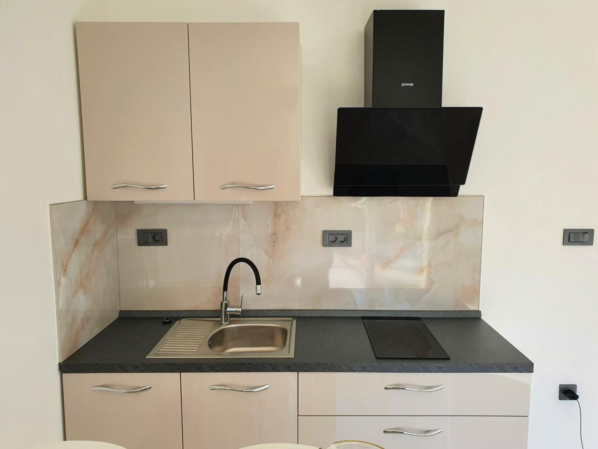 Gracienda Apartment Bilice Bagian luar foto
