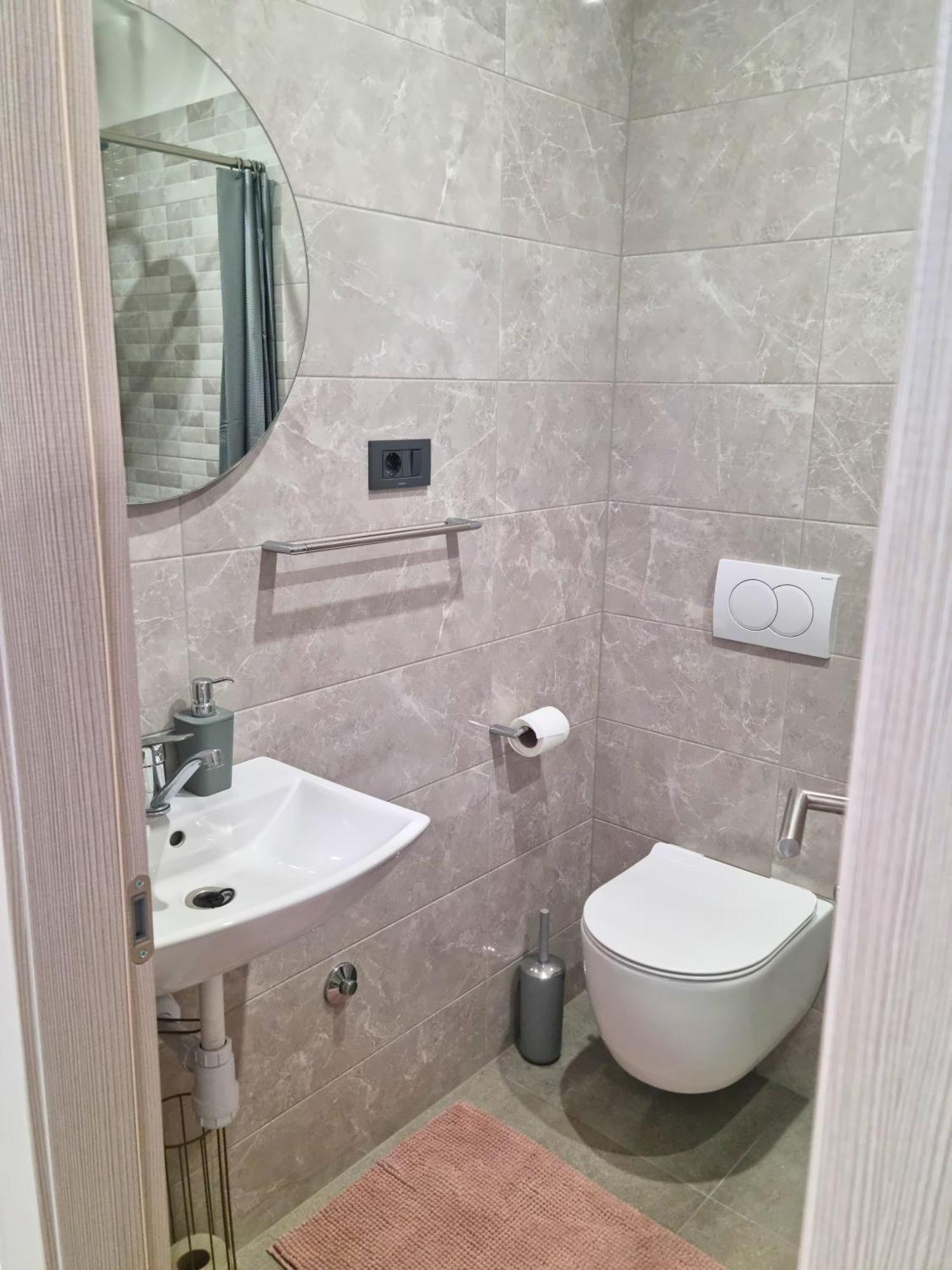 Gracienda Apartment Bilice Bagian luar foto